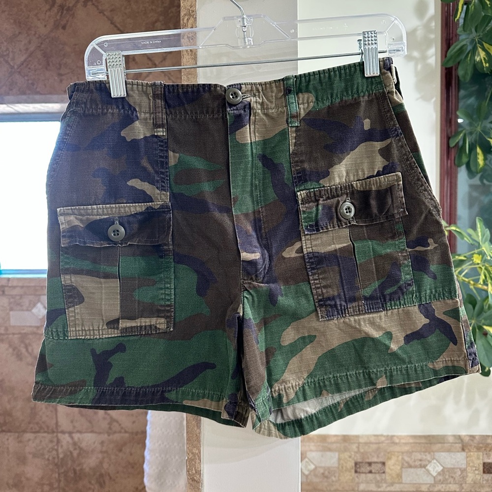 Prestige Apparel Jungle Fatigue Green Camo Cargo Shorts-Size Small